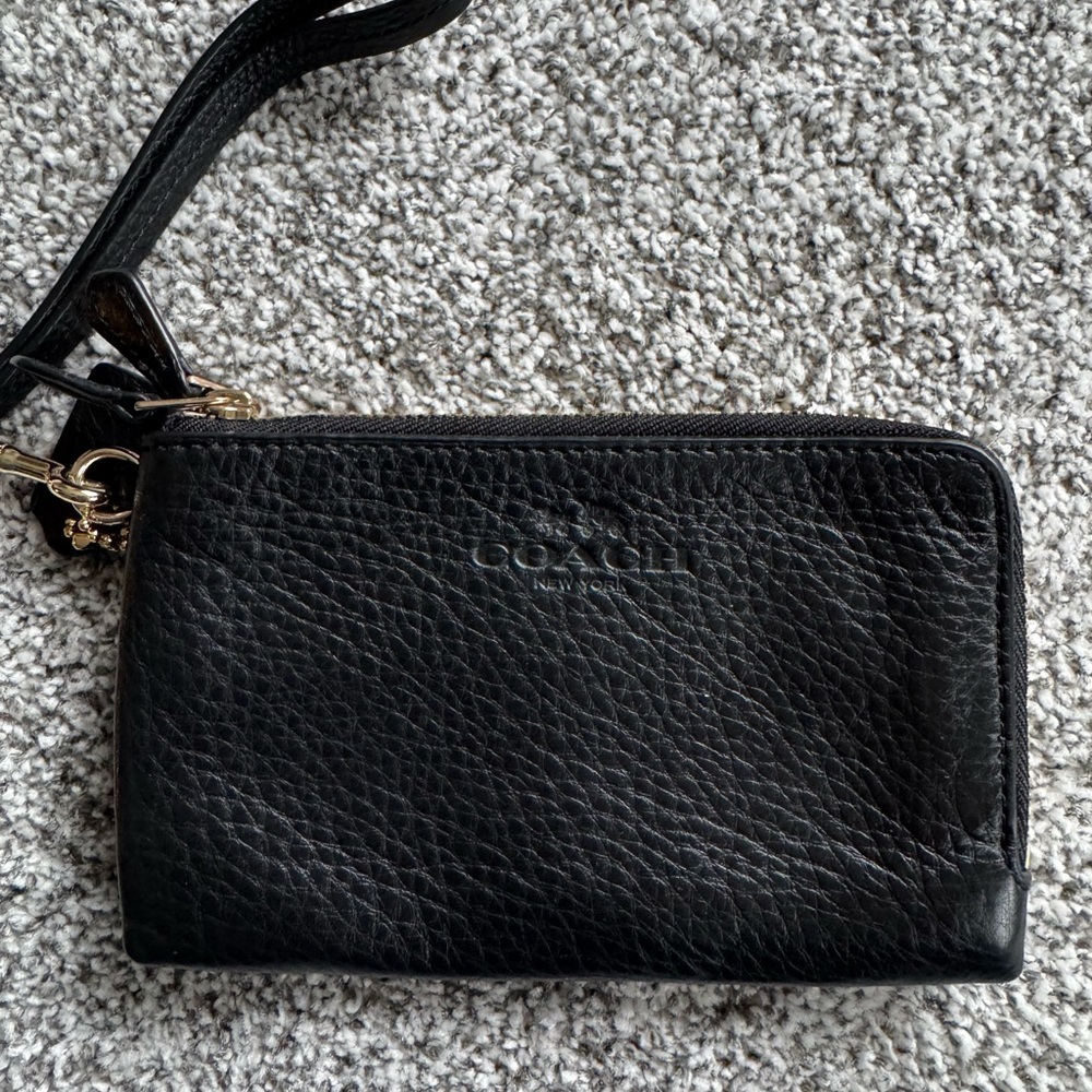 Coach wallet- mint